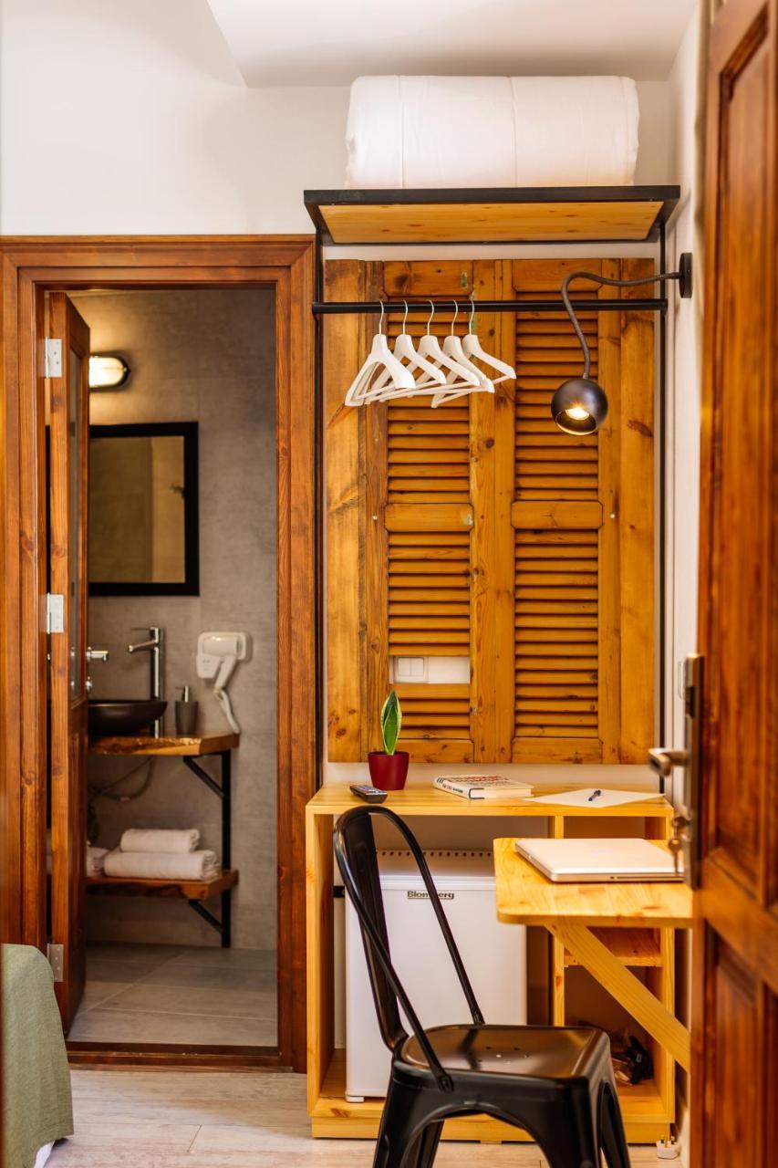 Djumba Hotel & Cafe Nikosia Exterior foto